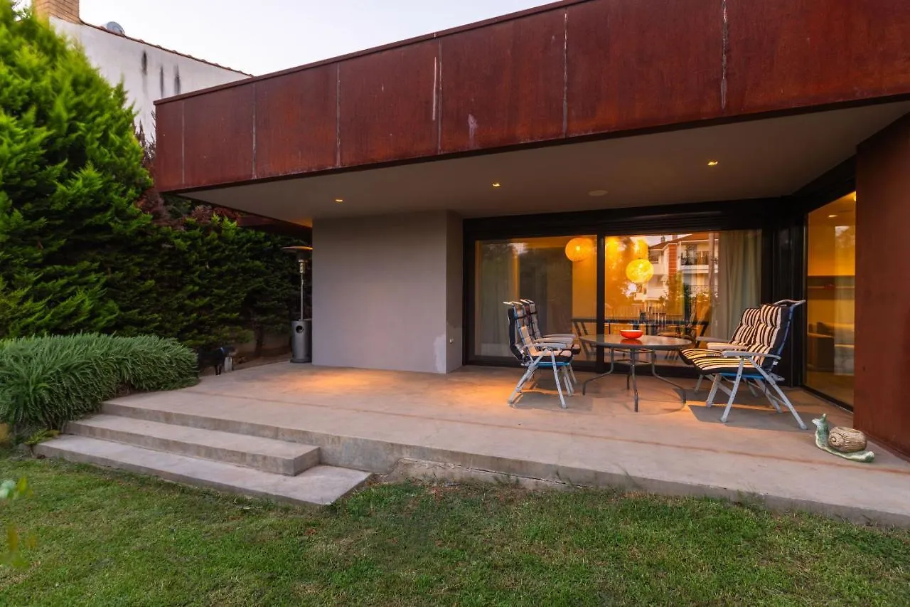 F & B Villa Collection - Iron Eco - Mihaniona Nea Michaniona Greece