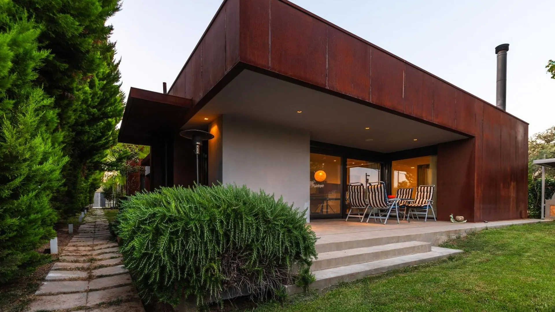 F & B Villa Collection - Iron Eco - Mihaniona Nea Michaniona